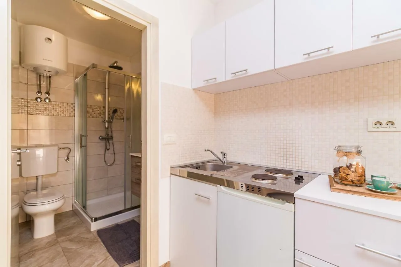 Guesthouse Casa Barbaro Ровиньско село 0*,  Хорватия