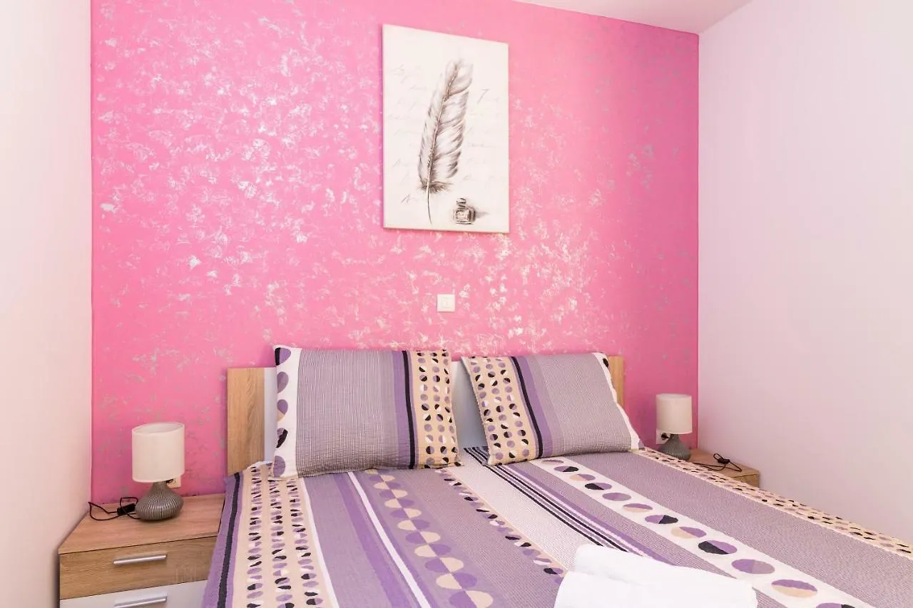 Апартаменты Guesthouse Casa Barbaro Ровиньско село