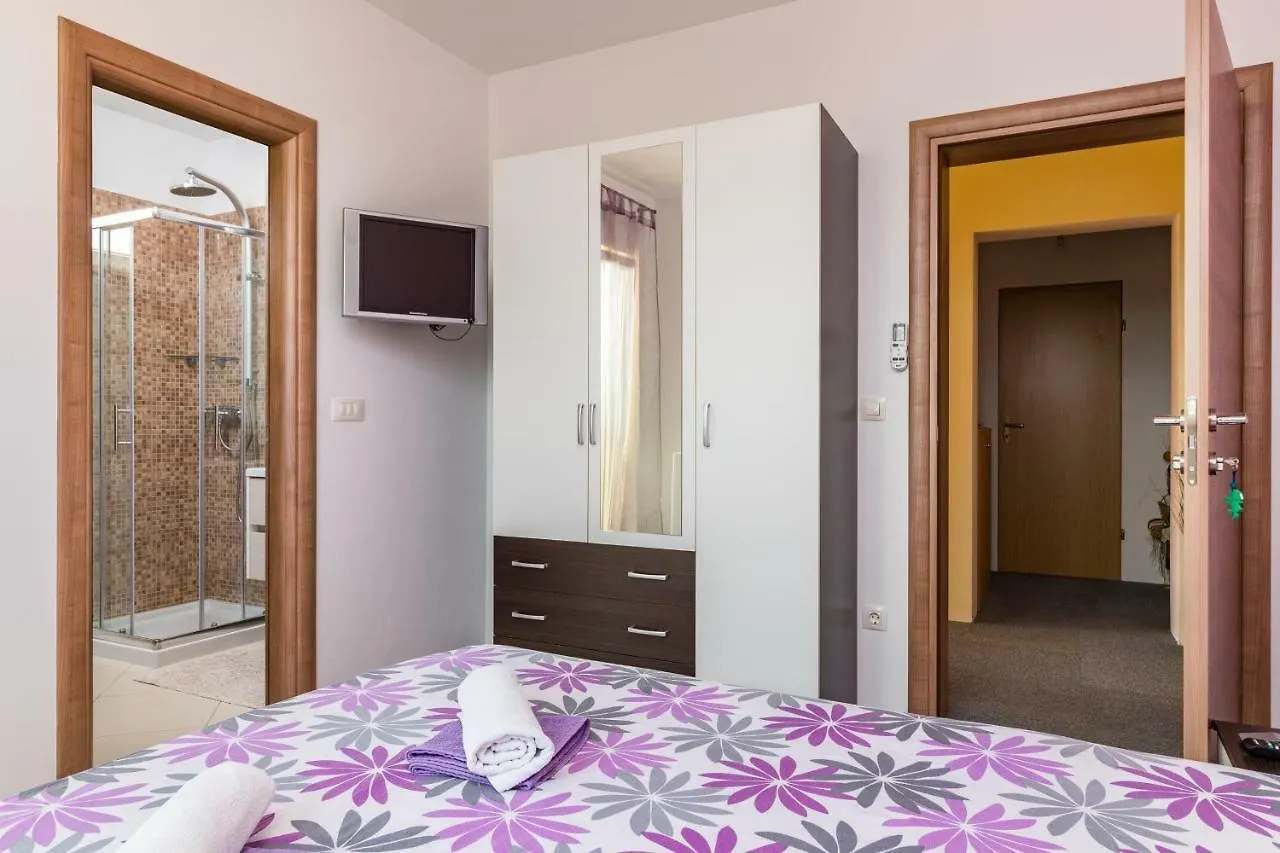 Апартаменты Guesthouse Casa Barbaro Ровиньско село